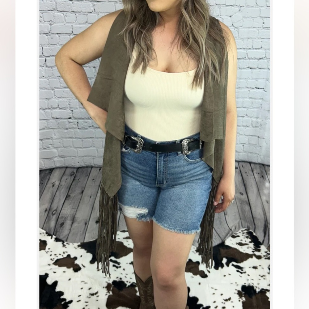 DoEverythingInLove• Olive• Fringe Vest